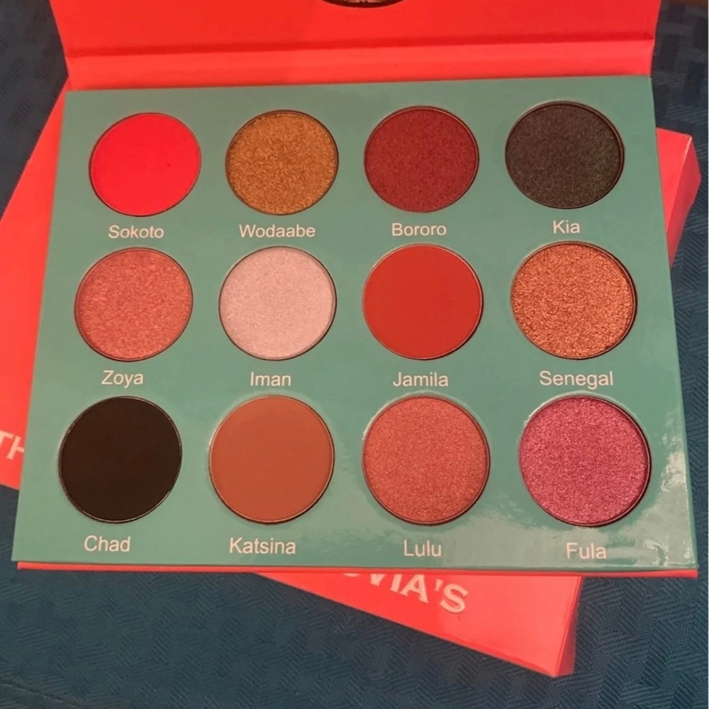 Juvia’s Place eye shadow palette.